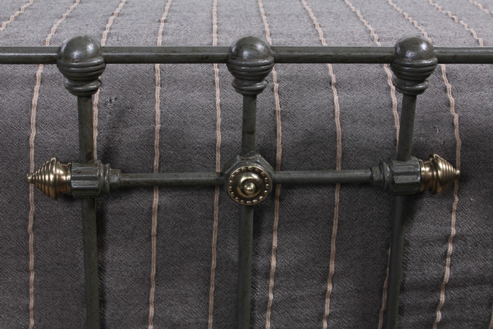 Finished in lovely green king size Victorian bed View VII