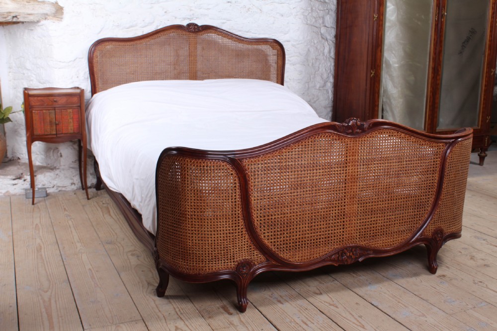 Very nice French caned European double bed View II