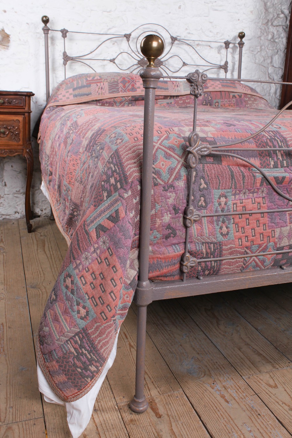 Pretty early Victorian iron king size bed View IV