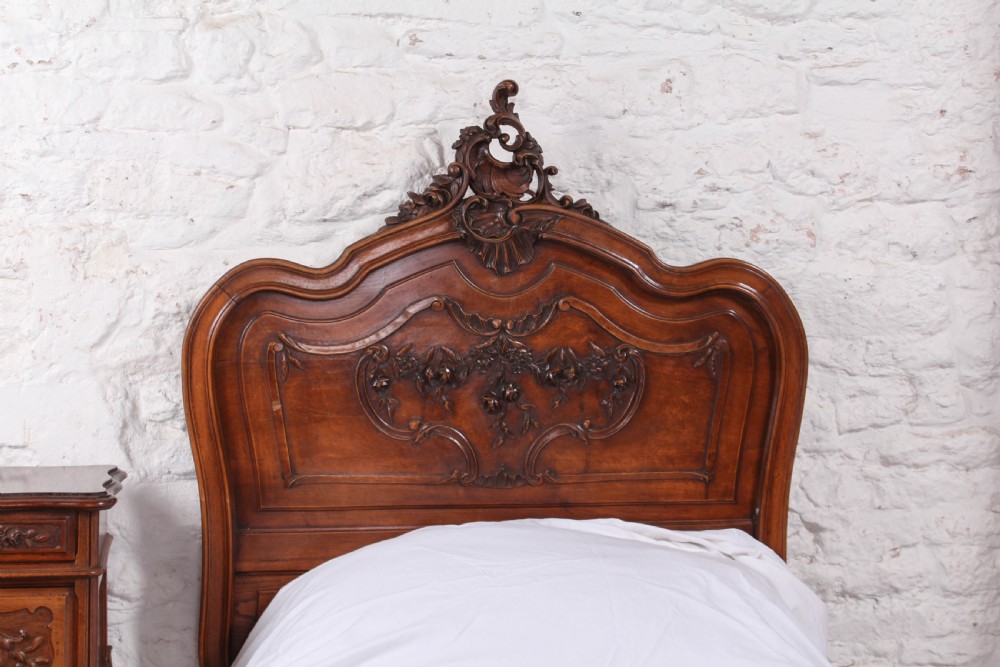 Fabulous quality Louis XV style walnut single bed View III