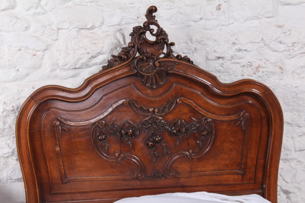 Fabulous quality Louis XV style walnut single bed View VI