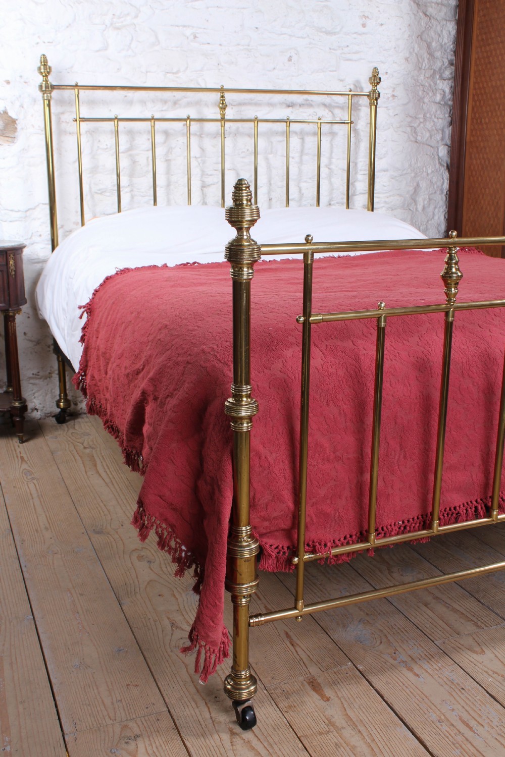 Timeless elegantly beautiful king size brass bed View II