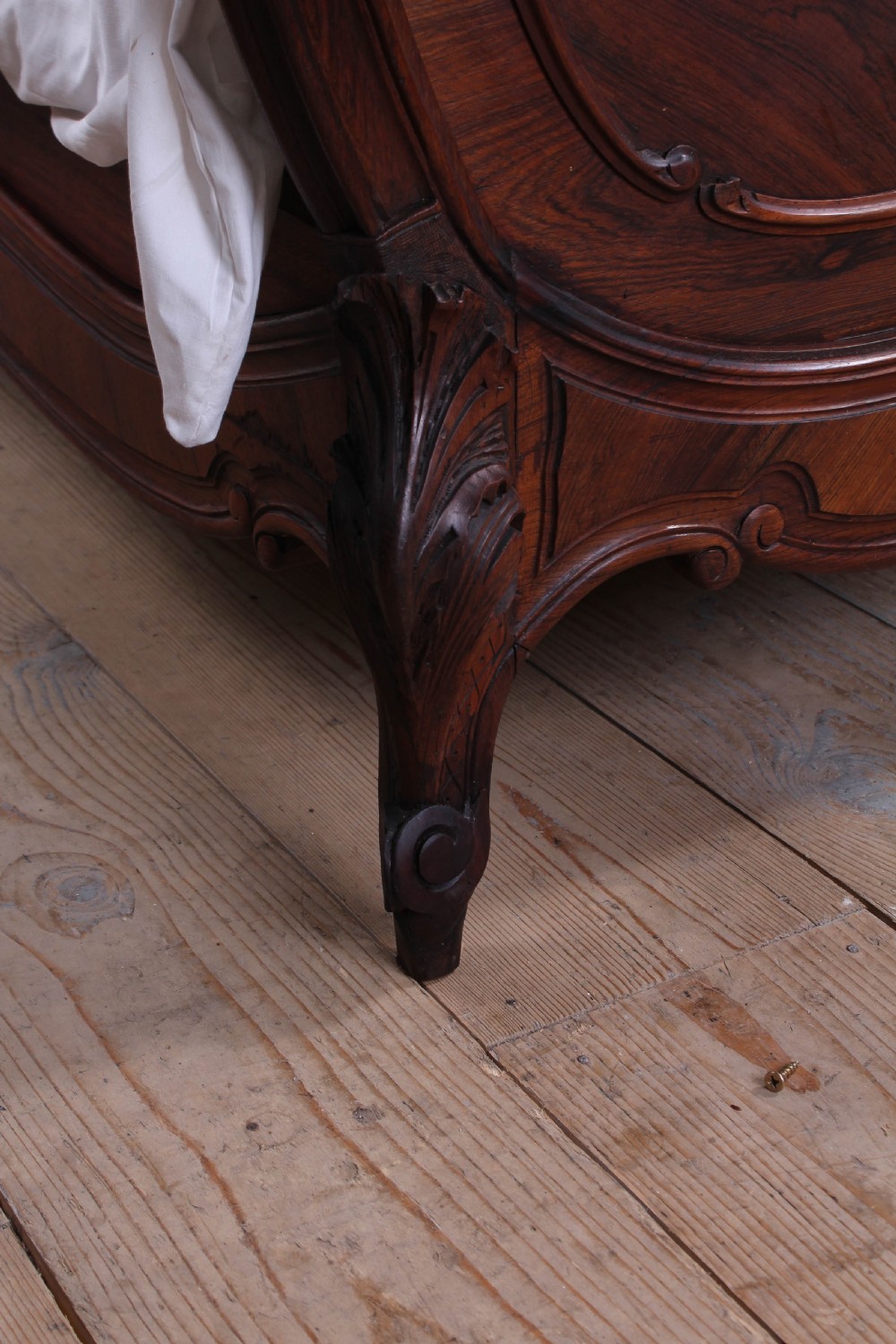 Lovely quality rosewood Louis XV style double bed  View VII