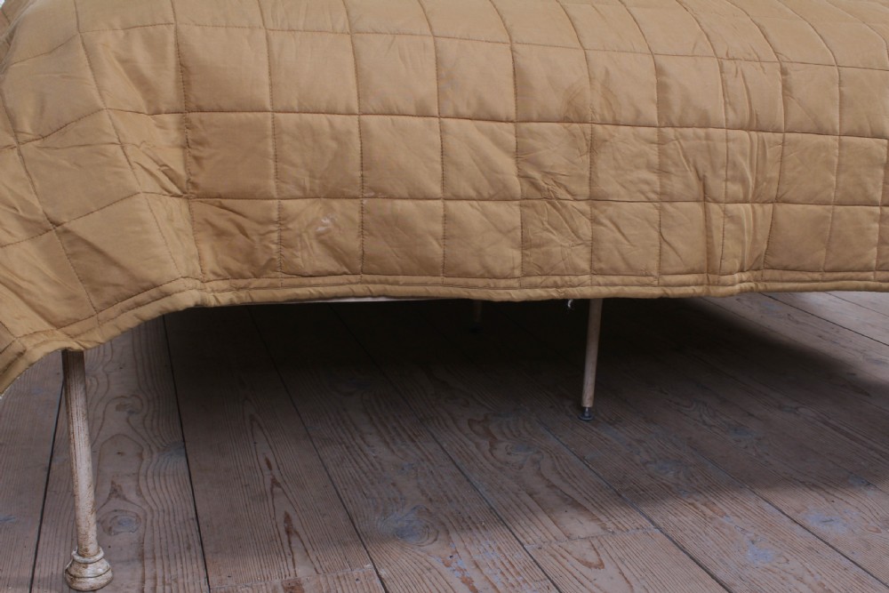 Impressively detailed super king size all iron  no end bed View III