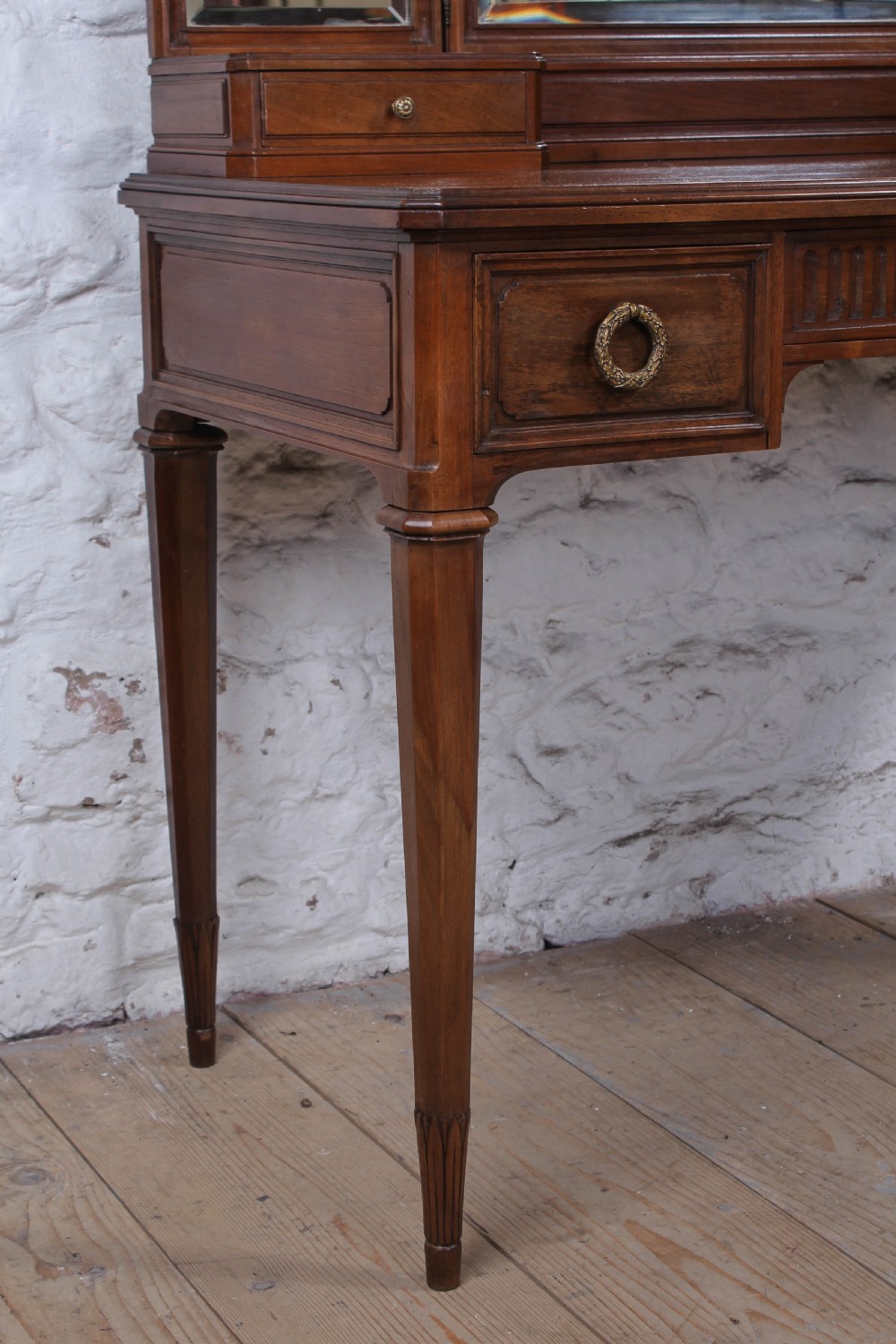 Alluring French Louis XV three mirror dressing table  View V