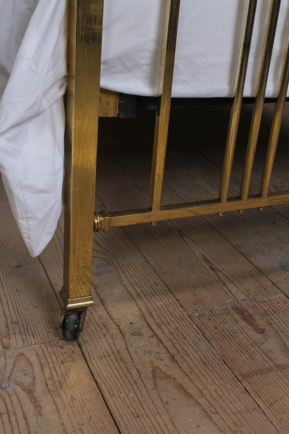Very attractive Art Nouveau Style Brass Double Bed View VI