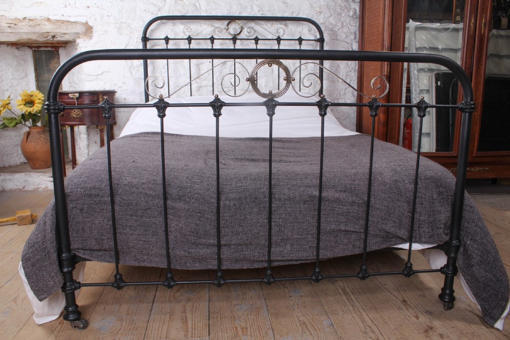 Alluring French black and brass double bed View II