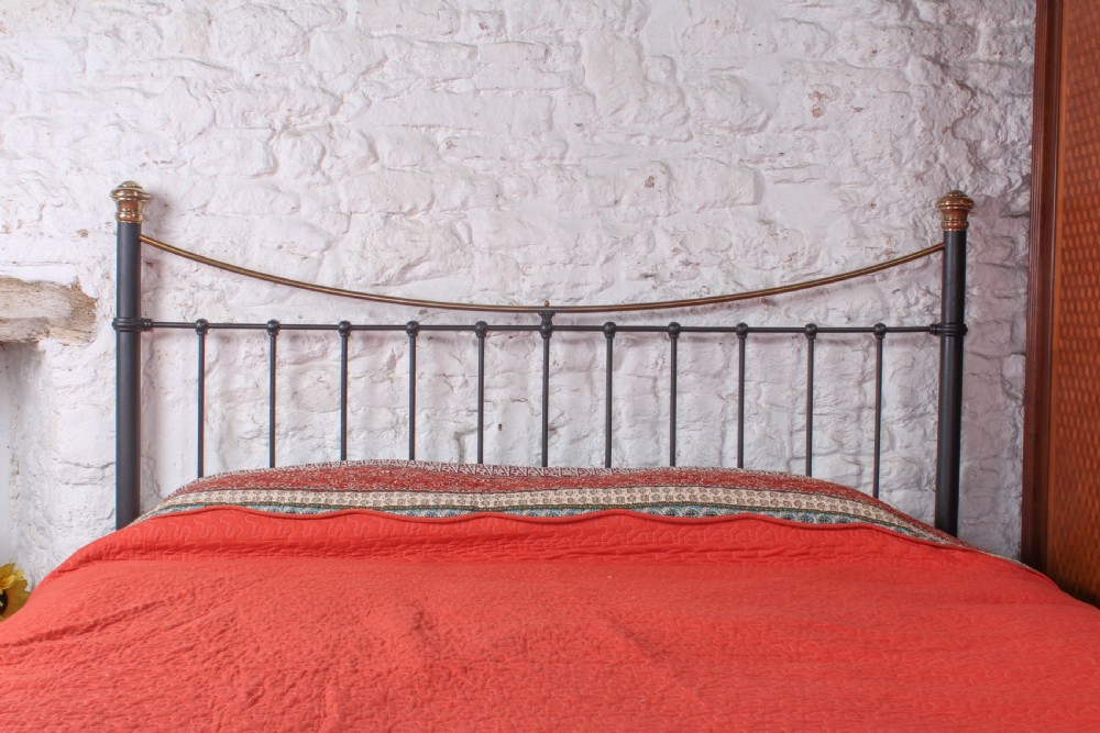 Timeless classic Edwardian super king size bed View IV