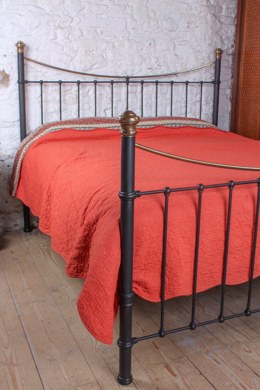 Timeless classic Edwardian super king size bed View V
