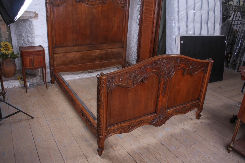 Fabulously carved oak king size French marriage bed View XIII