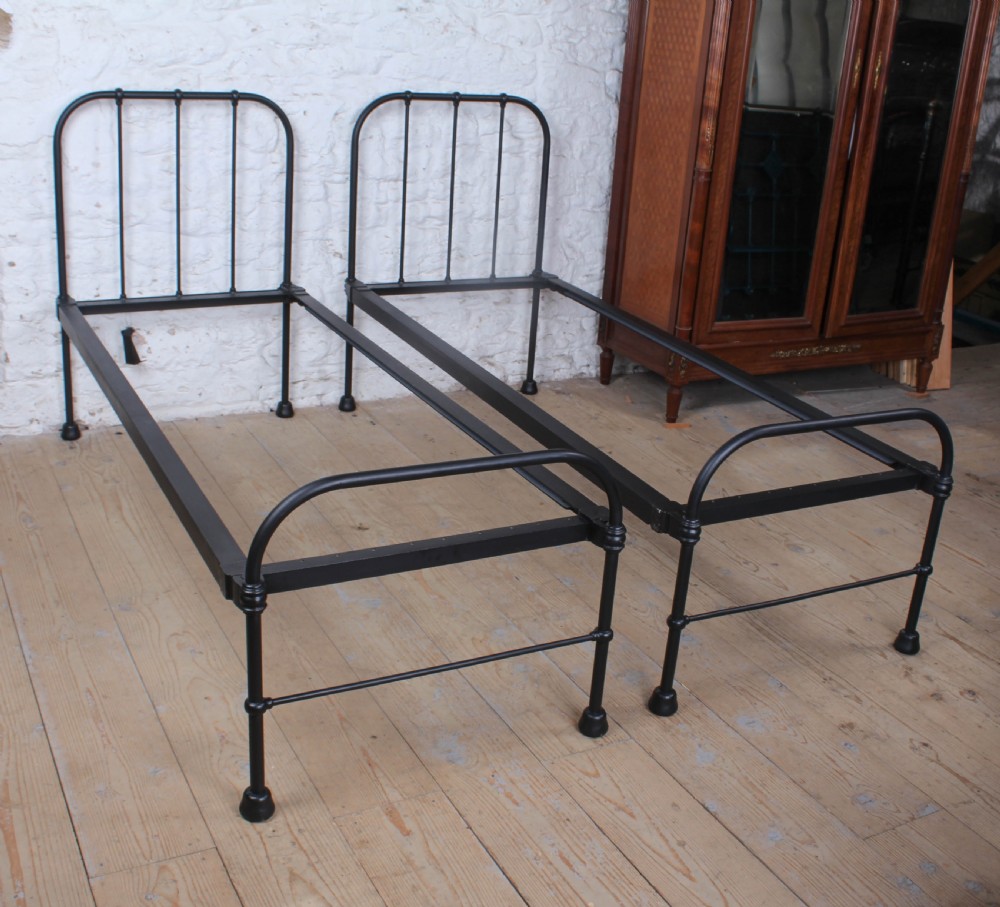 Pair of Classically Stylish Utilitarian Small Singles 