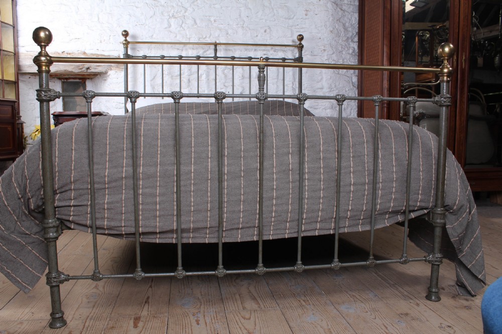 Timelessly elegant classic Victorian king size bed View III