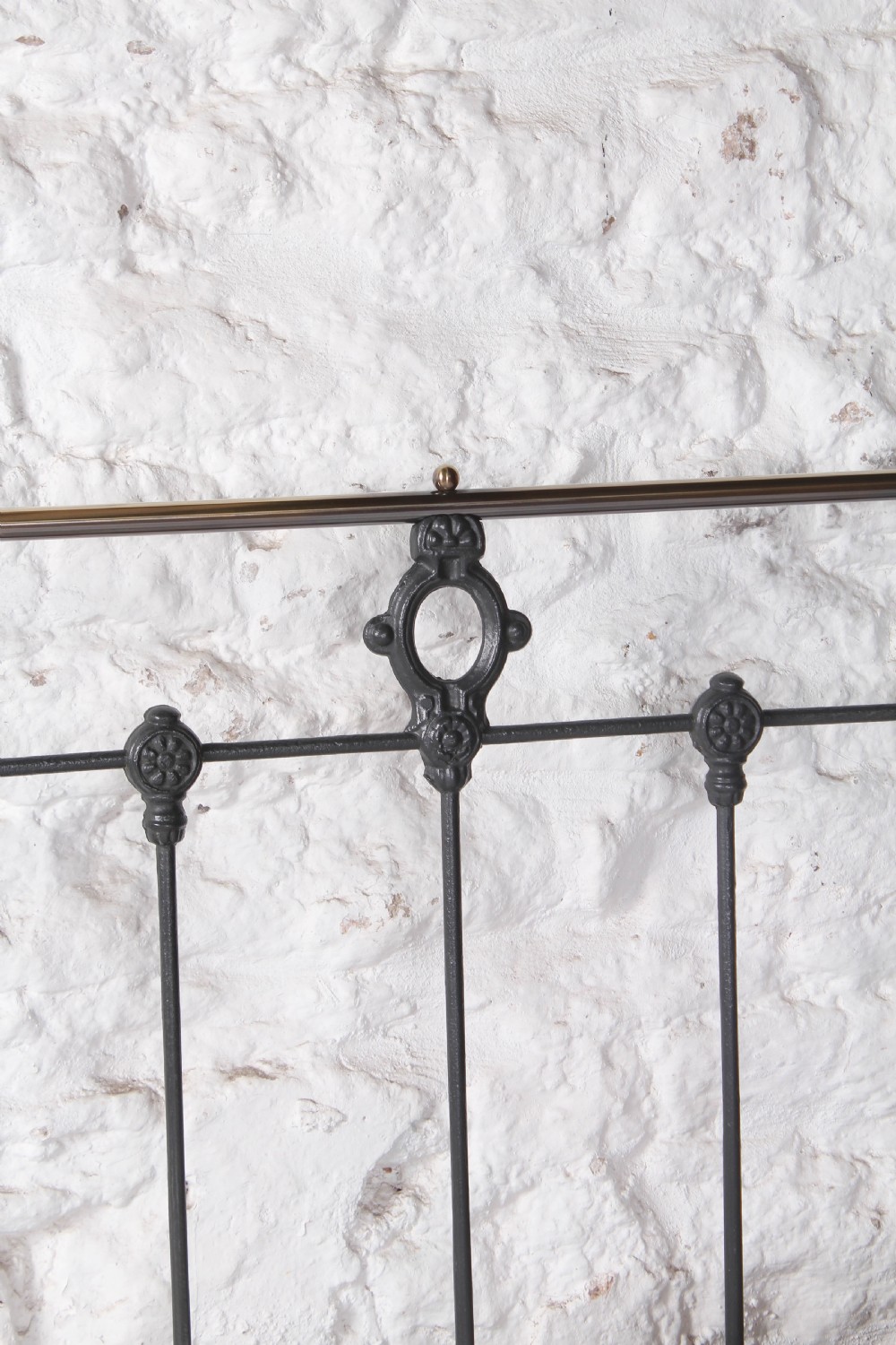 Pretty petal detail castings king size no end bed View V