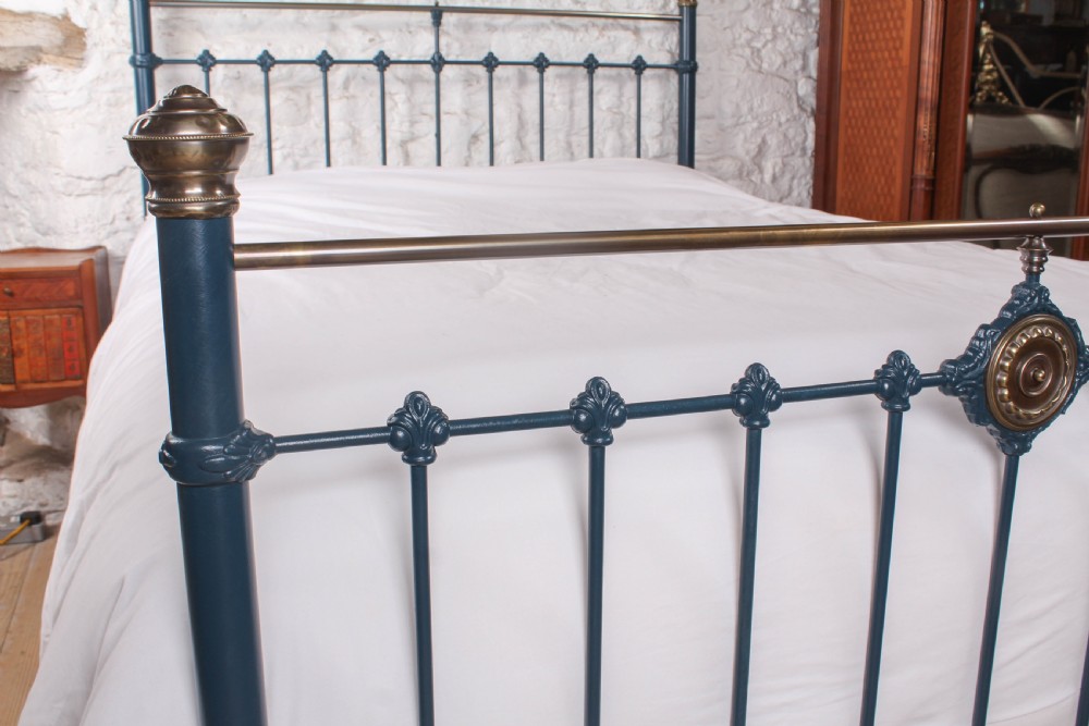 Unique classic Victorian Brass and Iron King Size Bed View VI