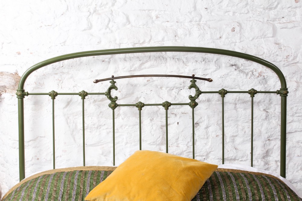 Pretty green iron French king size bed  View V