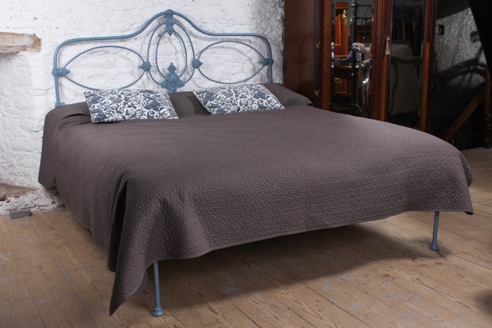 Fabulous super king sizeable all iron bed. 