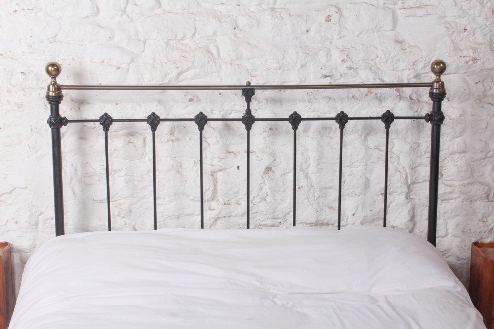 Classic Victorian black and brass straight rail double bed  View V