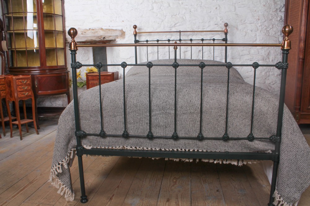 Pretty queen size green and brass Victorian bed  View V