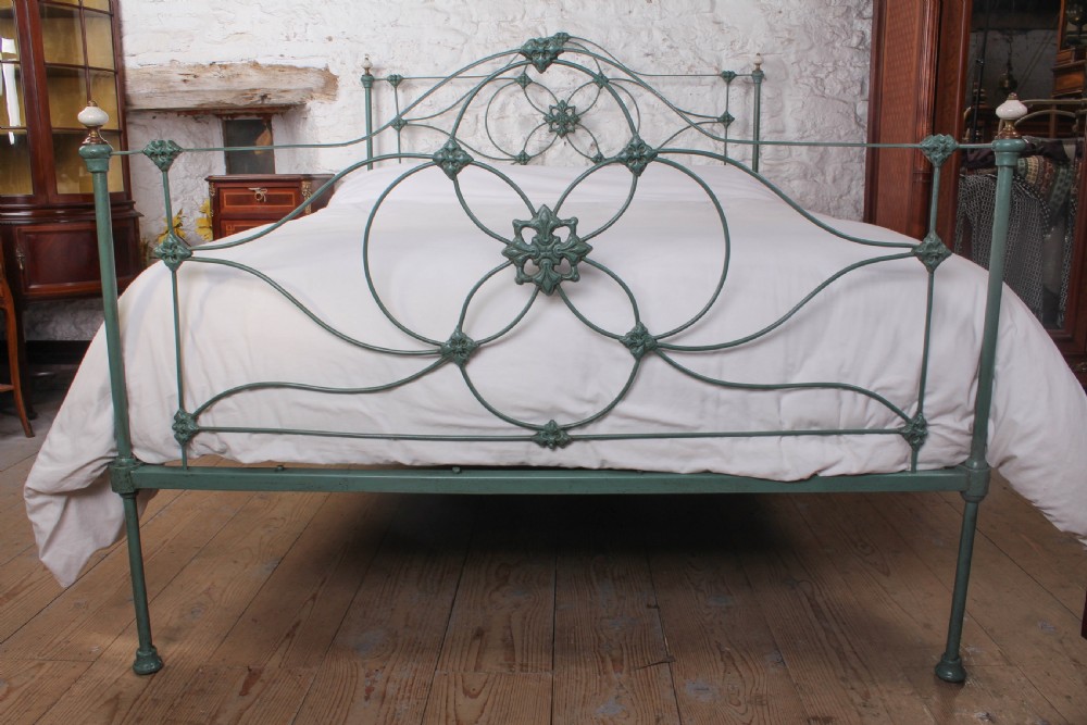 Very rare and pretty early Victorian king size bed in soft green View V
