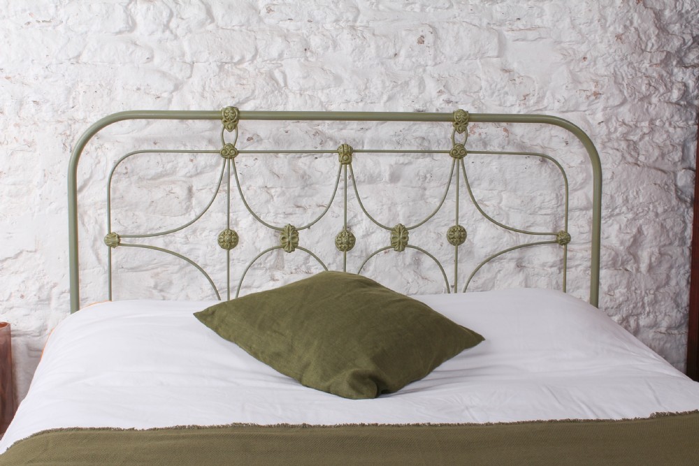 Striking all iron Victorian king size no end bed View II