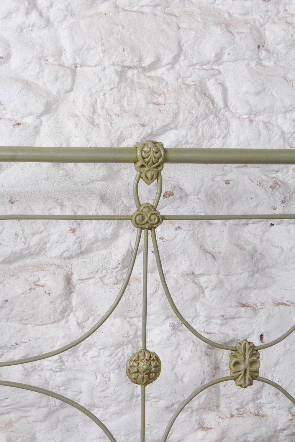 Striking all iron Victorian king size no end bed View III