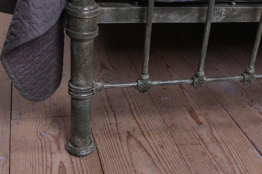 Fabulous 6Ft Victorian green and brass super king size bed View VIII
