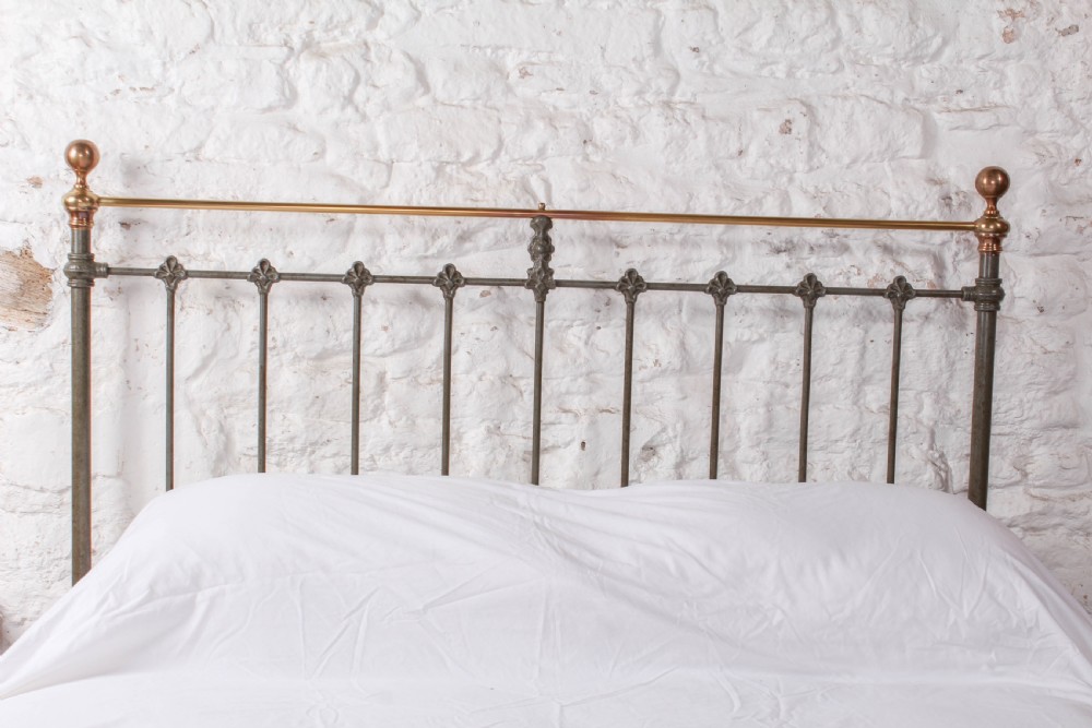 Resplendant Pompeian and brass classic Victorian king size bed View V