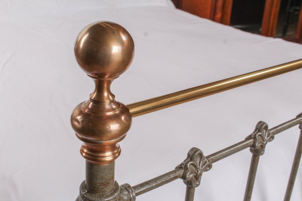 Resplendant Pompeian and brass classic Victorian king size bed View VI