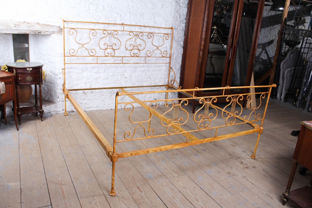EXQUISITELY HAND CRAFTED 6 FT FORGED IRON SUPER KING SIZE BEDSTEAD View X