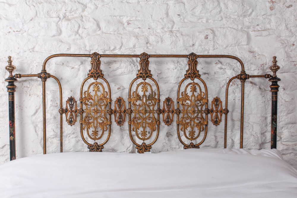 Magnificent original Winfield king size bed View VII