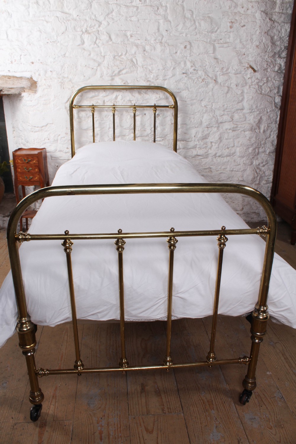 Super attractive all brass single bed View V
