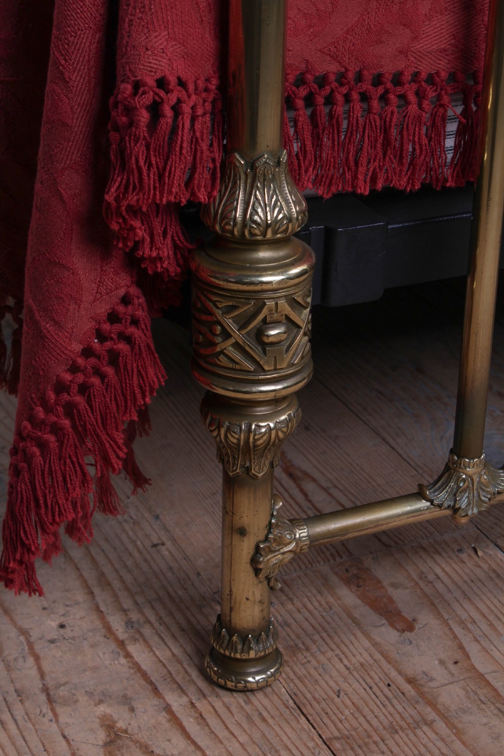 Very rare simple shape with finesse king size brass bed View IV