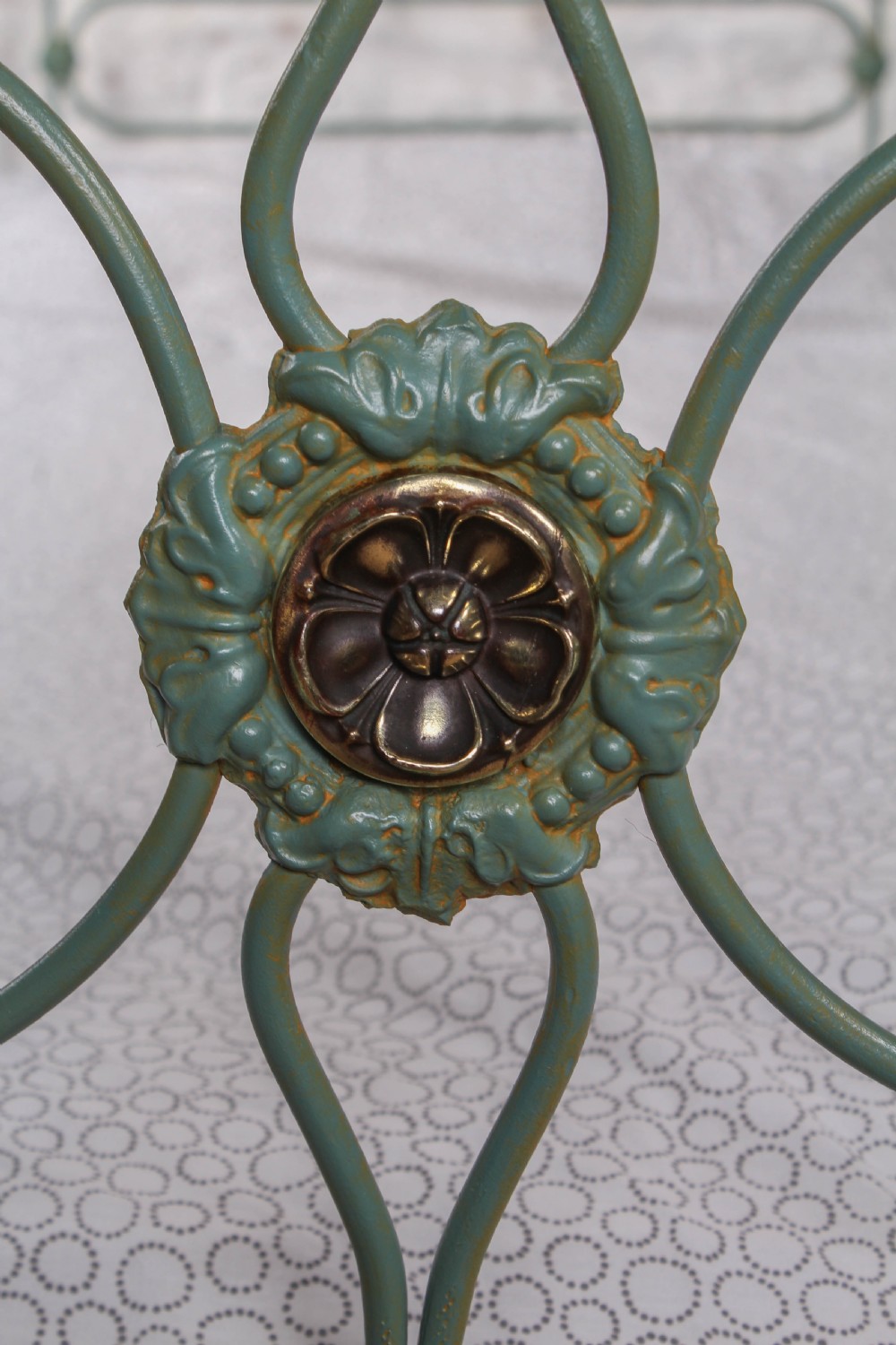 Very rare pretty single pair of beds by Scholbred View VIII