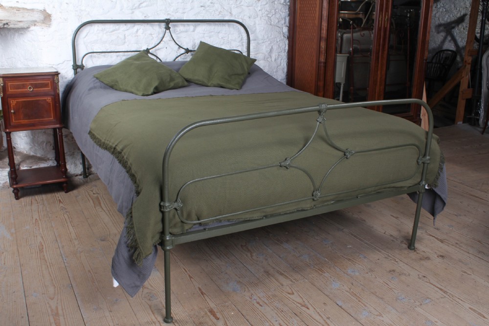 Simple Irish Cottage Style king Size Bed in green