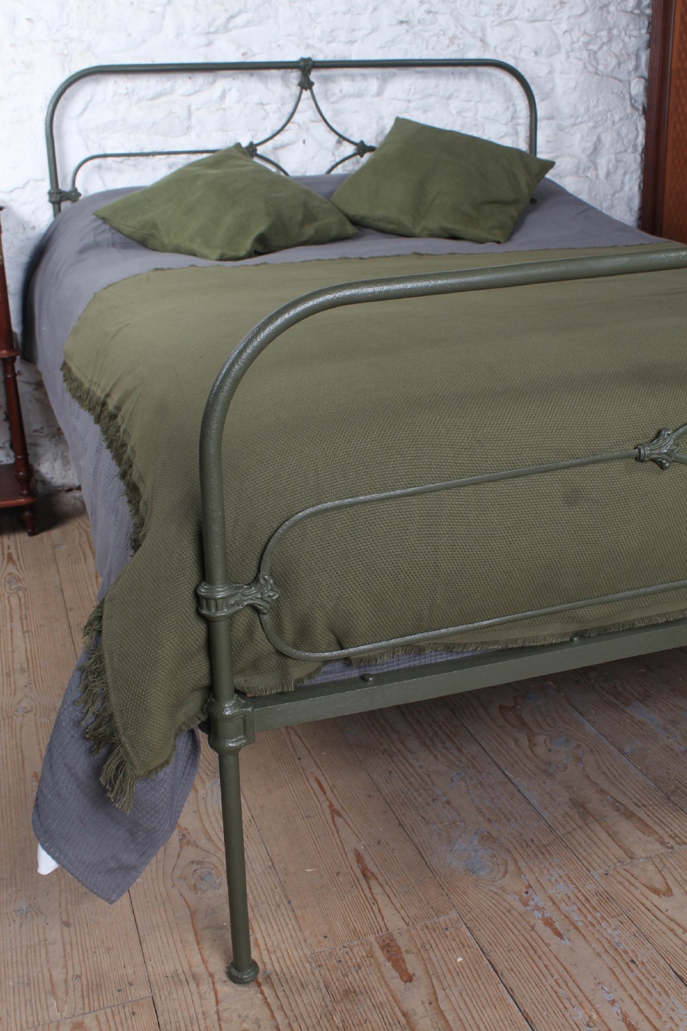 Simple Irish Cottage Style king Size Bed in green View II