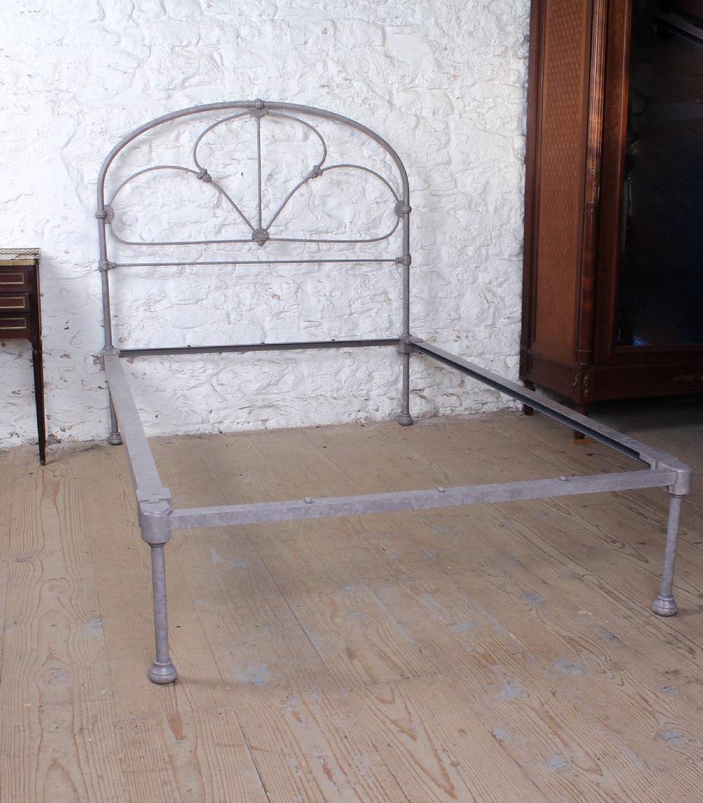 Delightful Queen Size Irish No-End Bed View VII