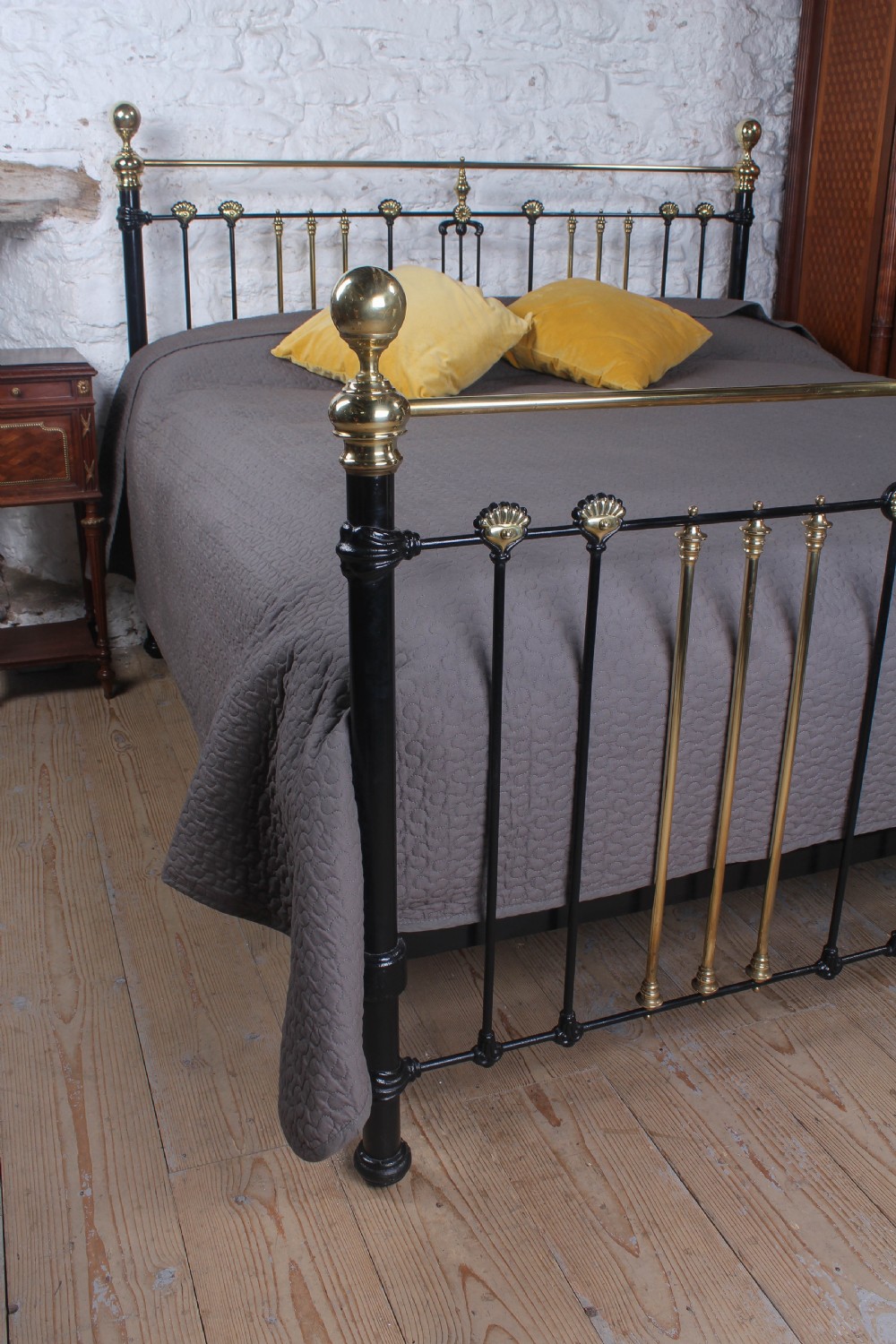 Fine classic Victorian super king size black and brass bed  View VIII
