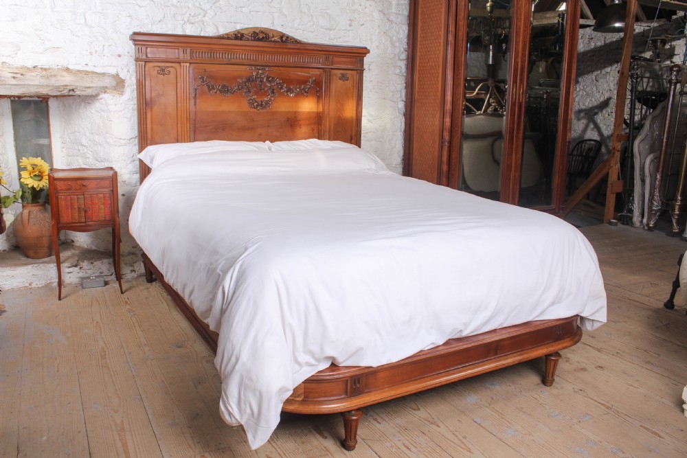 Spectacular Empire Style Walnut No-end King-size Bed