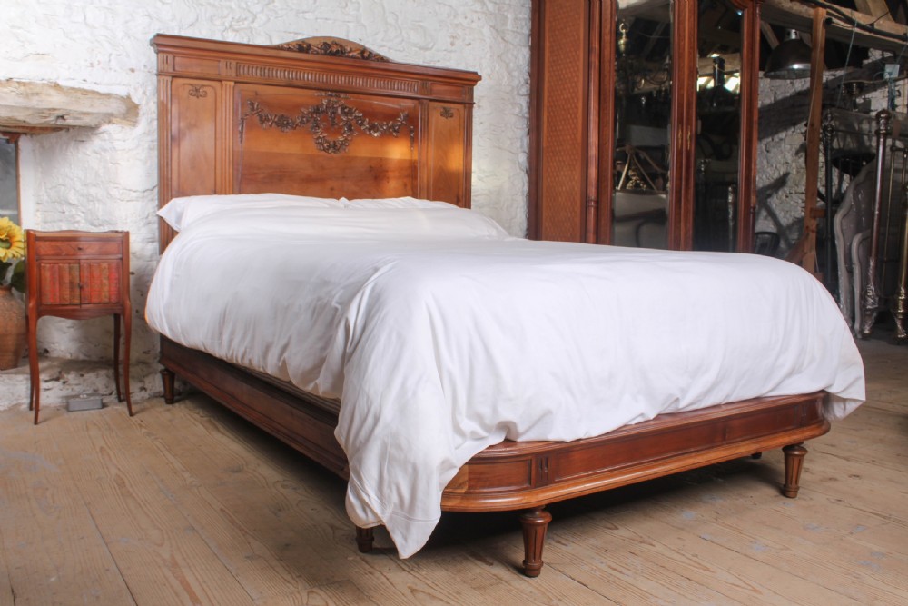 Spectacular Empire Style Walnut No-end King-size Bed View V