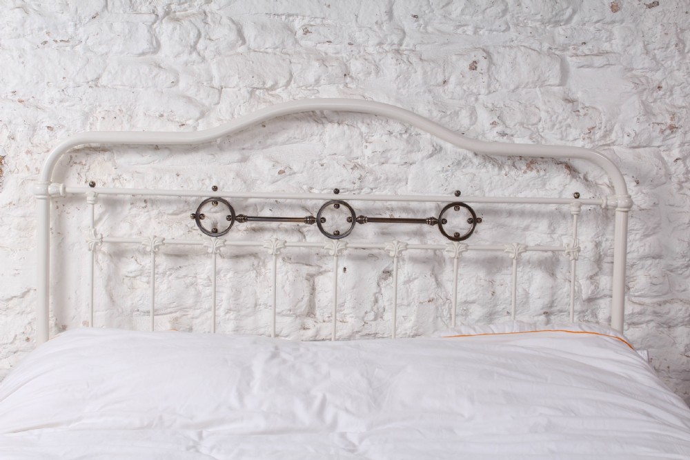 Pretty and Airy French Iron and Brass Kingsize Bed View VI