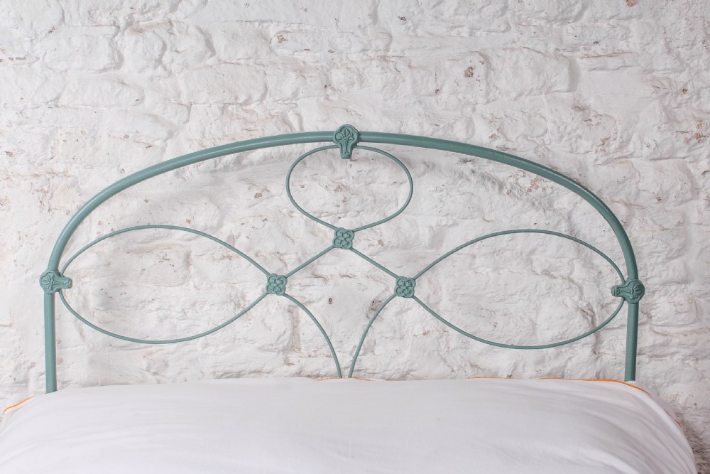 Charming Irish No End Double Bed with Attractive Castings View IV