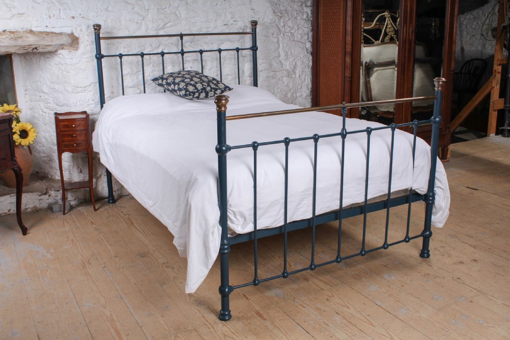 Classic simple Edwardian brass and iron double bed