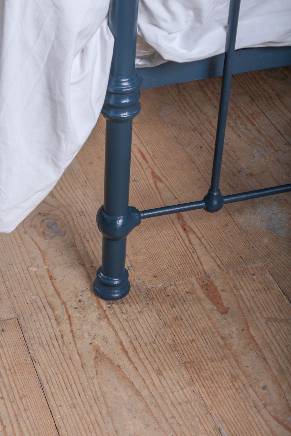 Classic simple Edwardian brass and iron double bed View V
