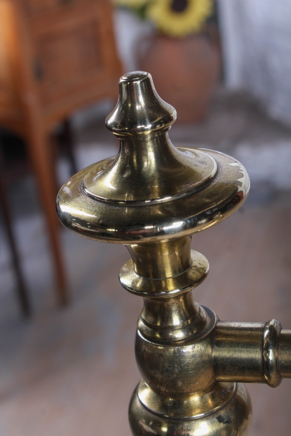 Charming quality Winfield all brass king size bed View II