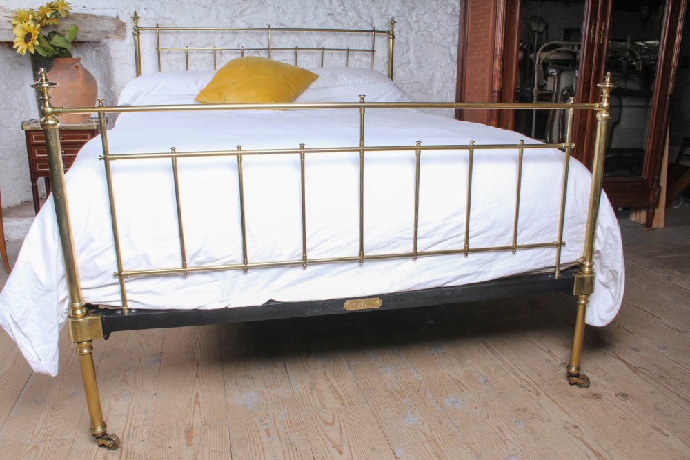Charming quality Winfield all brass king size bed View IV