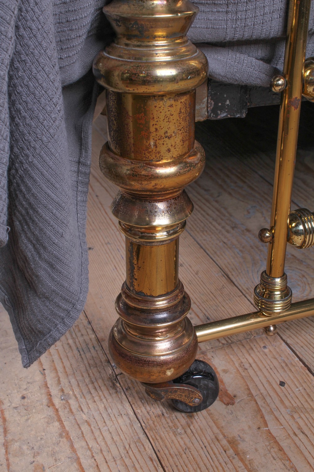 Incredible Quality All Original Brass King Size Bed:  View III