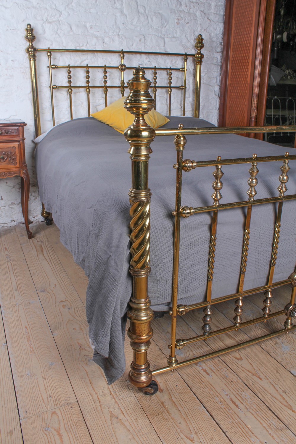 Incredible Quality All Original Brass King Size Bed:  View VIII