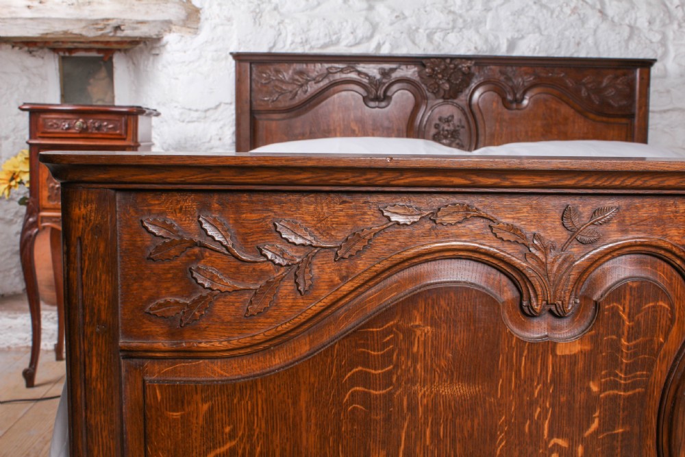 Floral and Foliate Carved Oak Provençale Style King Size Bed View VII