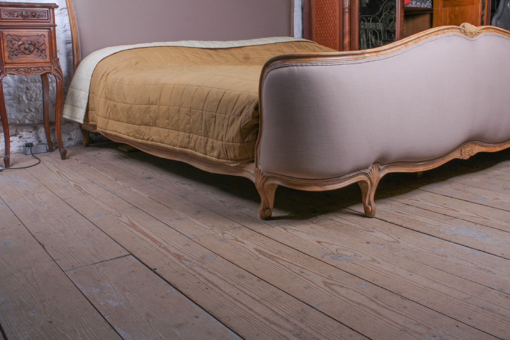 Splendidly Subtle Louis XV Style Super King Bed View V