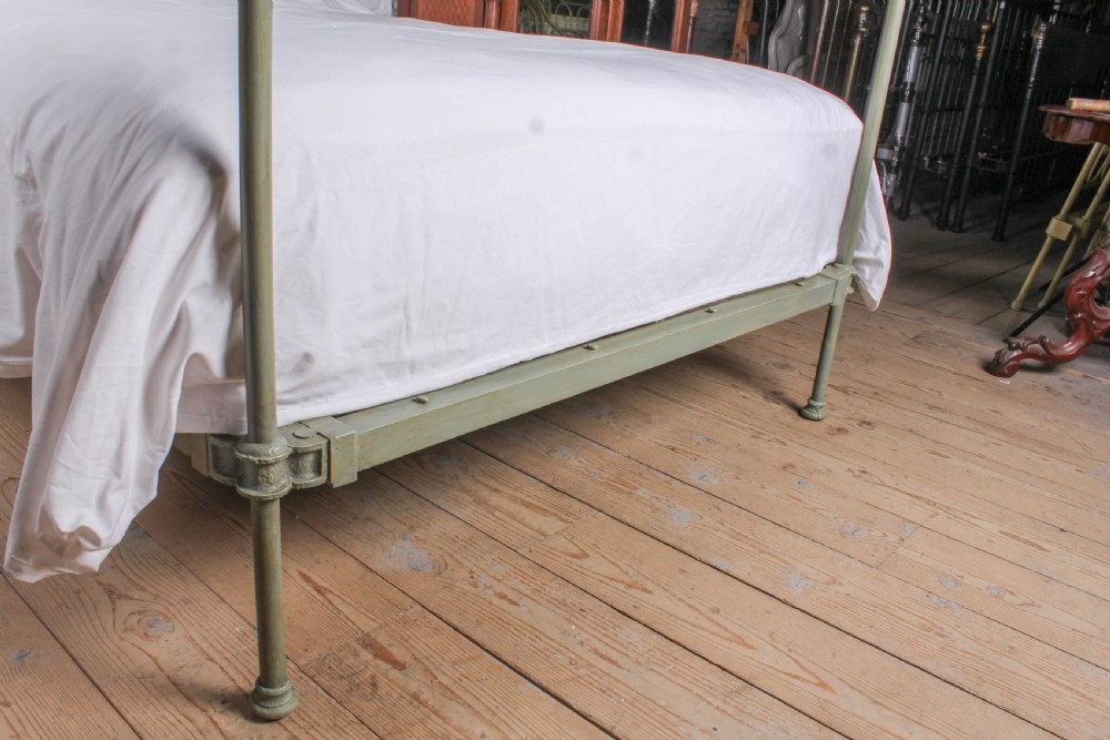 Elegant and well built Victorian iron and brass no end four poster View V